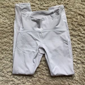 WHITE LULULEMON FAST AND FREE 25in
